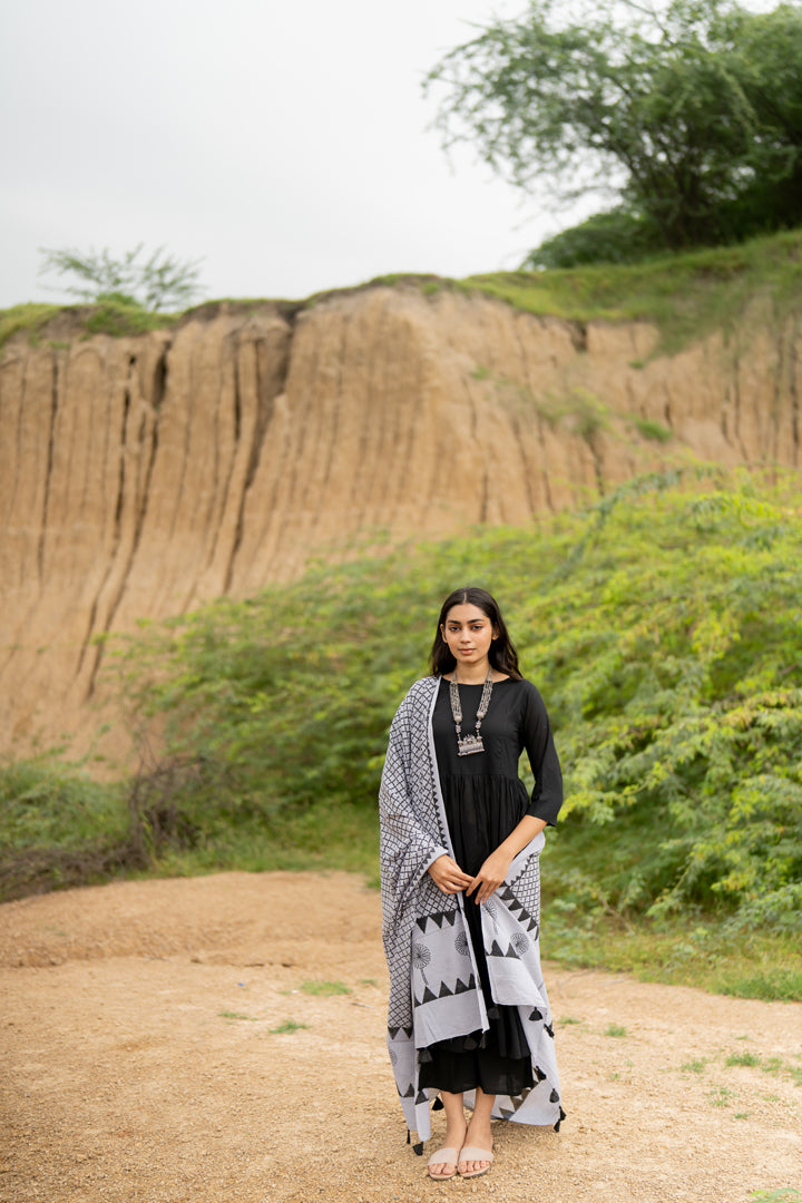Ebony Grey Dupatta
