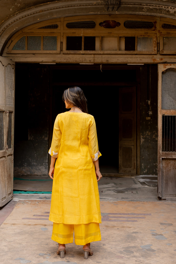 Jugni kurta set with dupatta