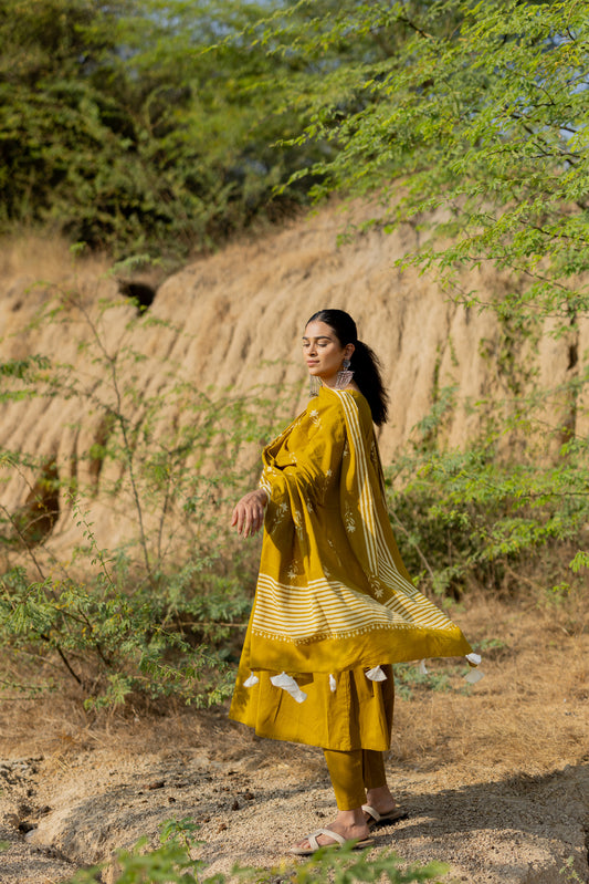 Henna Green Gathered Kurta Set with Block Printed Dupatta
