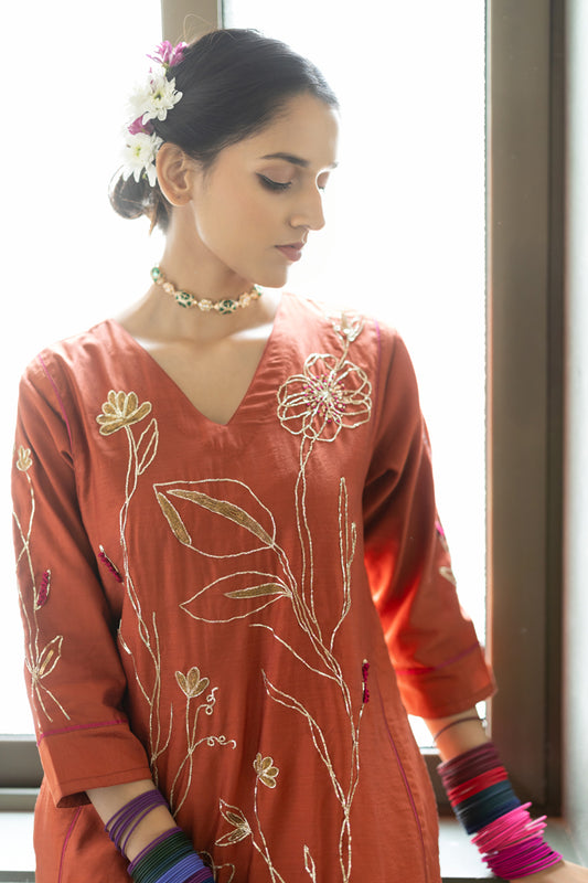 Rajasvi Embroidered Kurta Set
