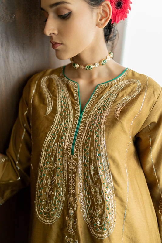 Taruni Paisely Tunic and Palazzos Set