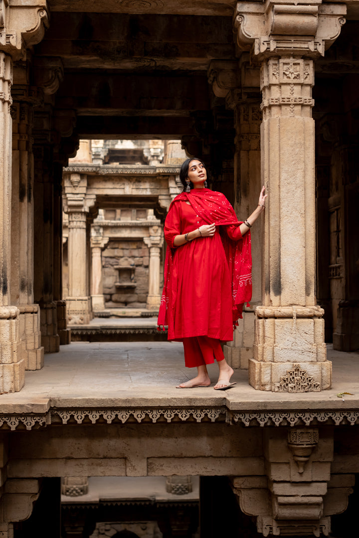 Poppy red kurta set