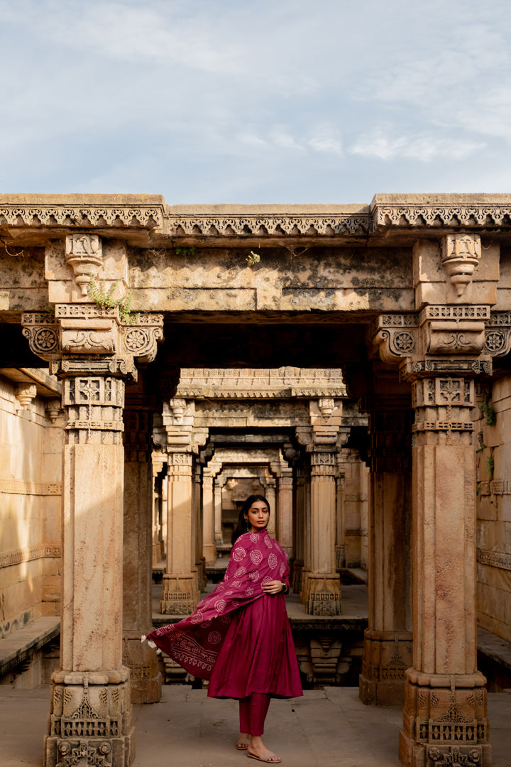 Soft fuchsia Kurta set with Dupatta