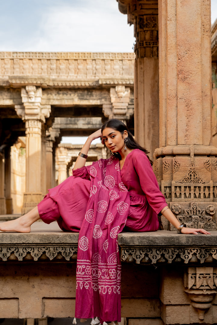 Soft fuchsia Kurta set with Dupatta