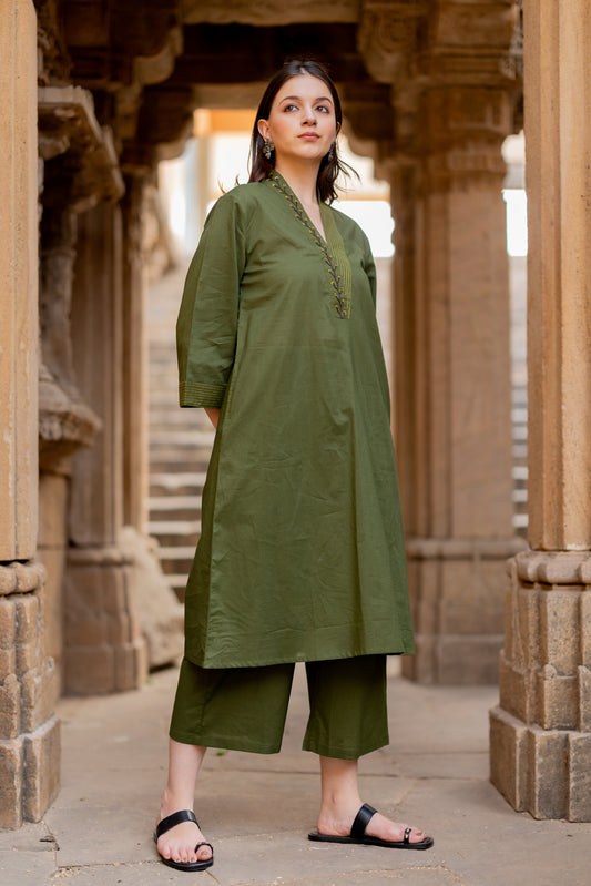 Kutch Green Kurta Set