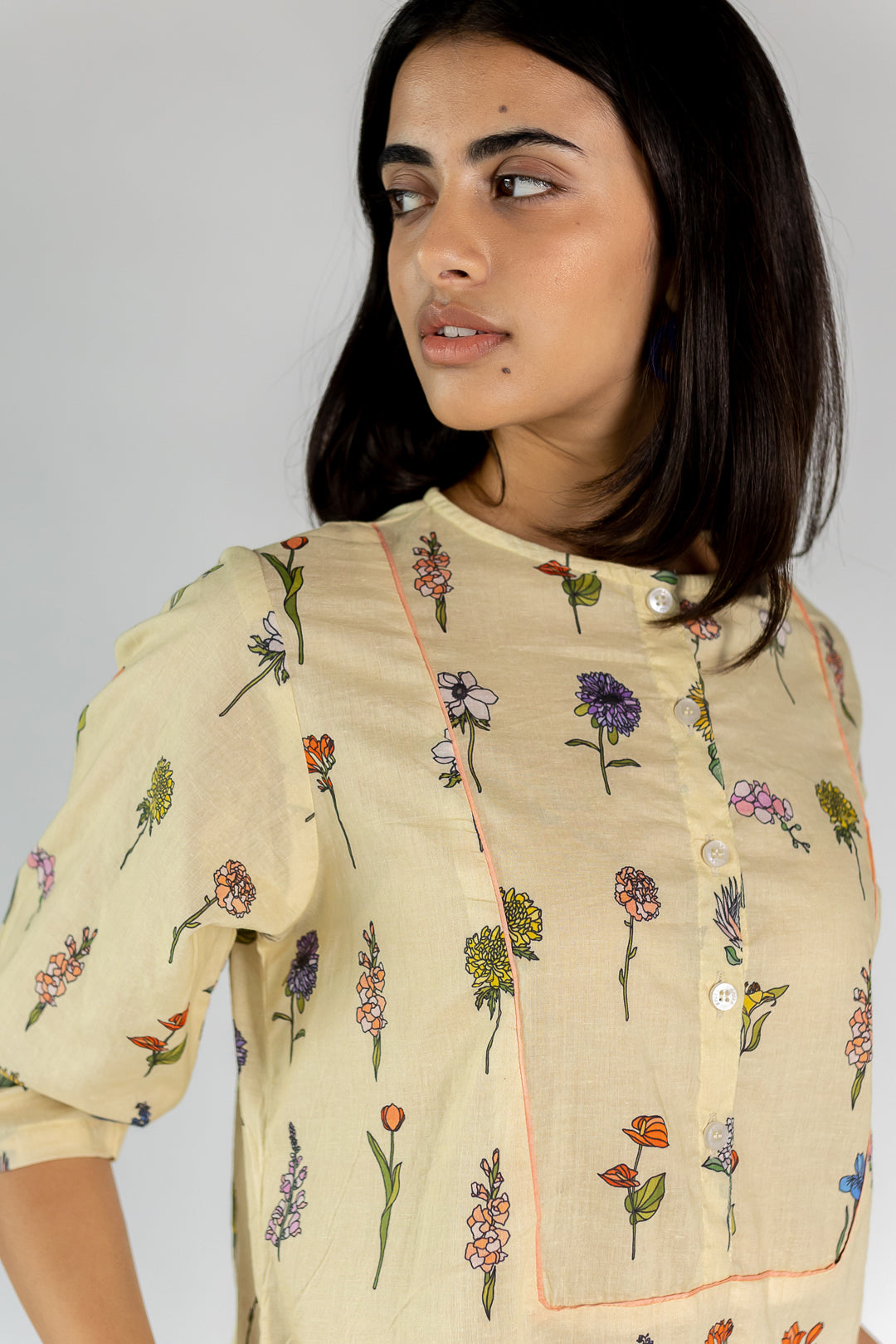 Notebook Flowers Straight Kurta Set