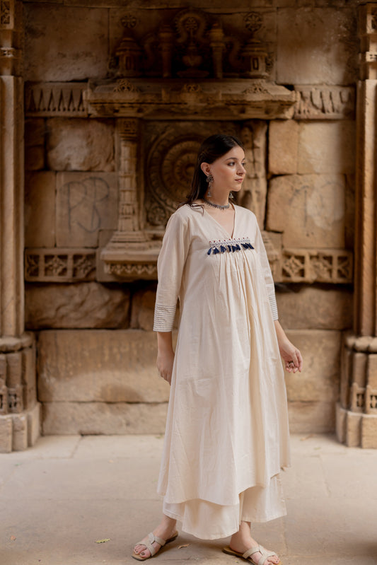 Mandvi Salt Kurta Set