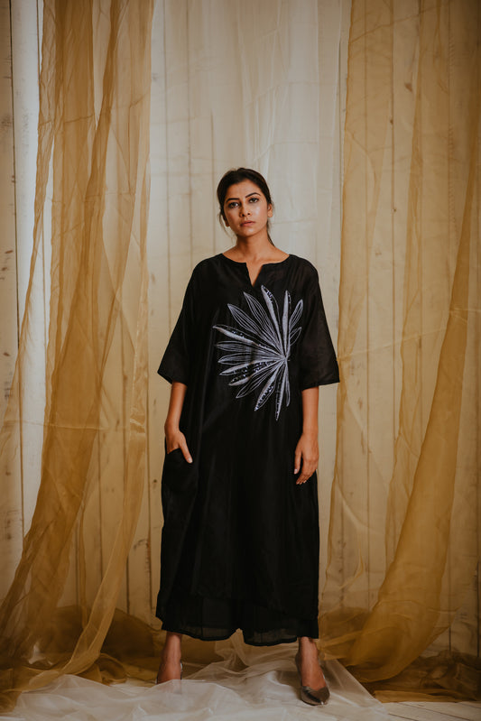 Black Palm Abho Kurta