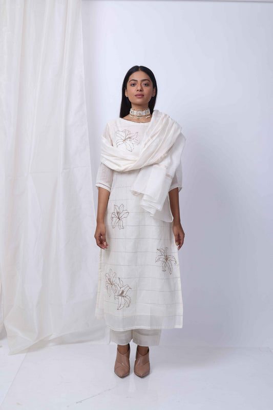 White Lilies Kurta Set