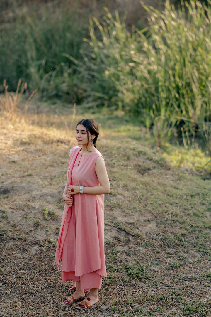 Sugar pink kurta set with jaamdani dupatta