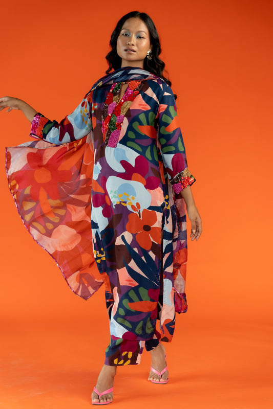 Sadabahaar Kurta Set