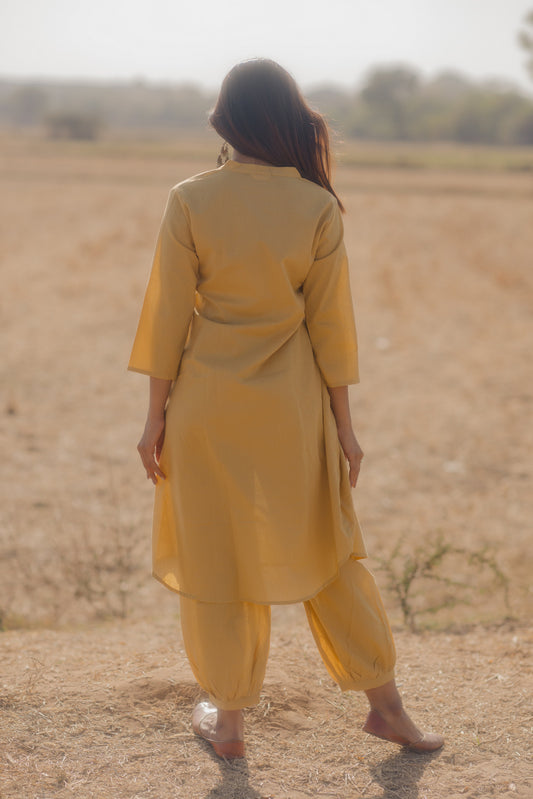 Ochre kurta set