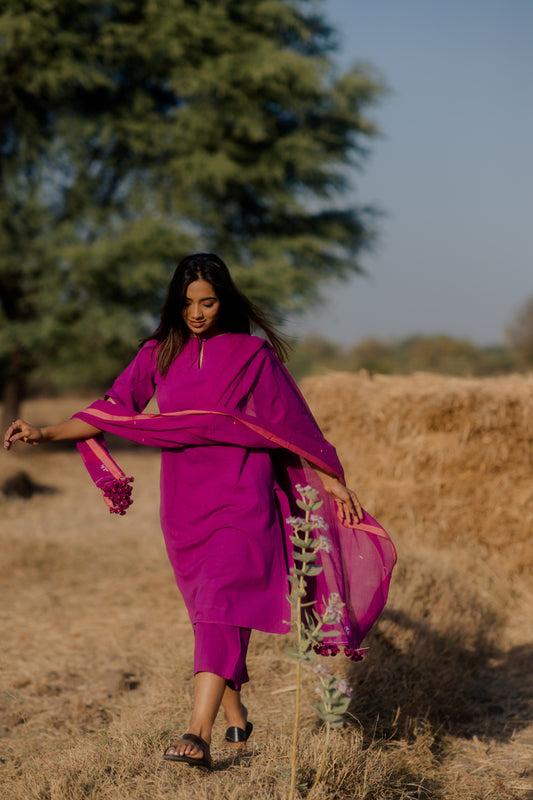 Plum purple kurta set with jaamdani Dupatta