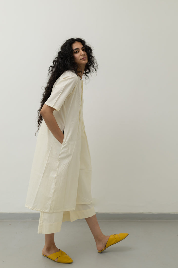 Chalk Pin tucks tunic with Pants
