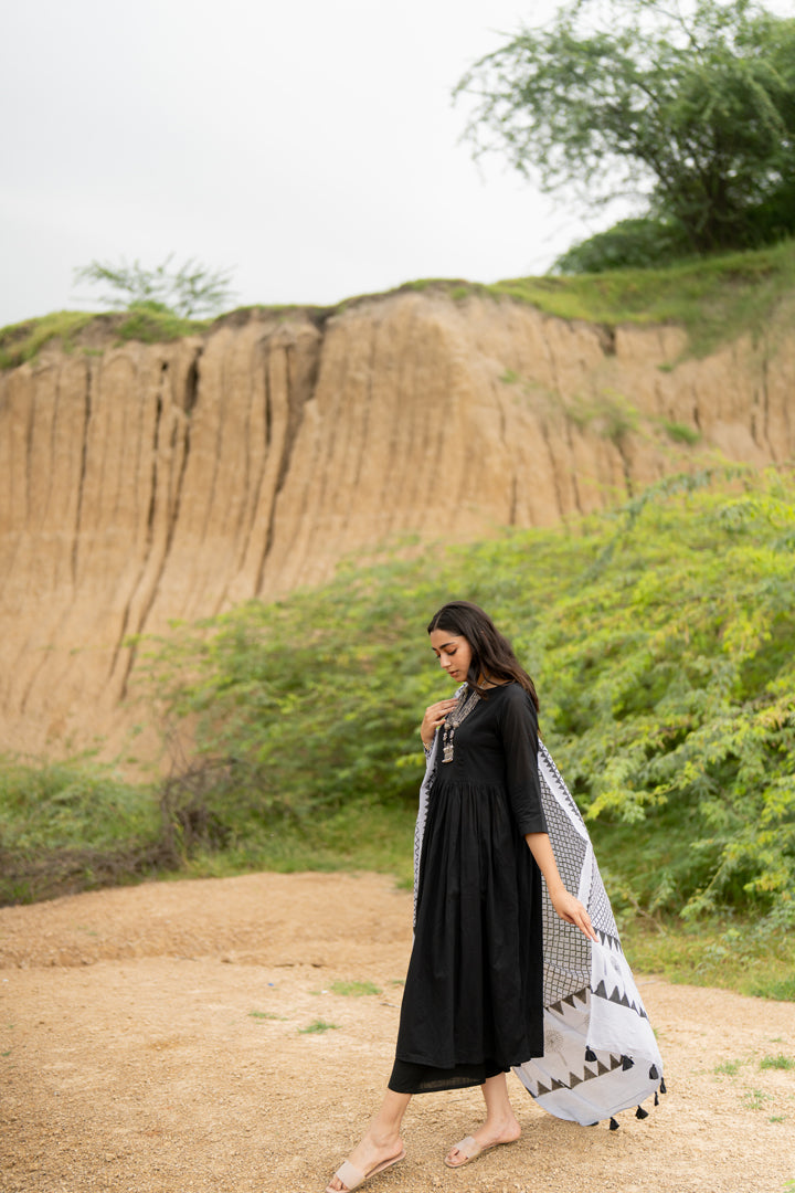 Ebony Grey Dupatta