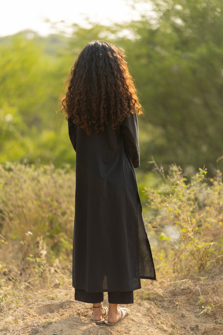 Kuro Kurta Set