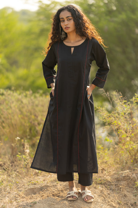 Kuro Kurta Set