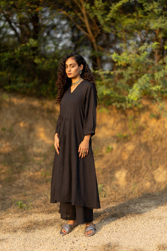 Raven Black Kurta Set