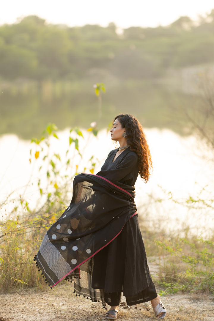 Raven Black Kurta Set