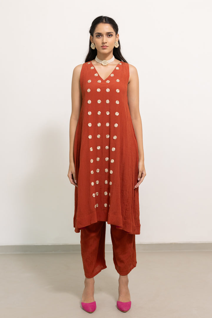 Nishaa Moons Kurta Set