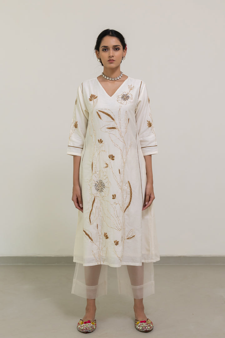 Shwetara Kurta Set with Dupatta