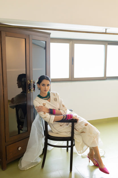 Shwetara Kurta Set with Dupatta