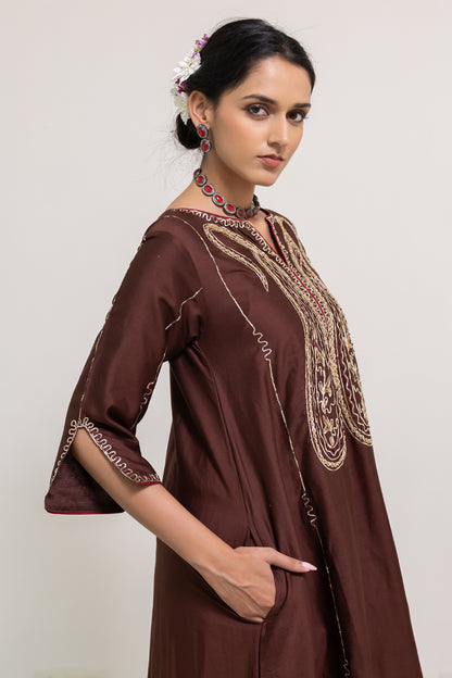Dhaaraa Paisely Kurta Set with Dupatta