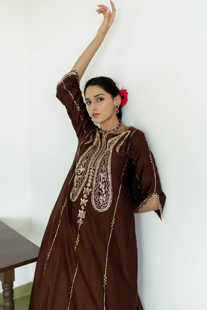 Dhaaraa Paisely Kurta Set with Dupatta