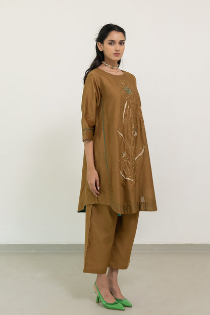 Raivya Embroidered Co-Ord