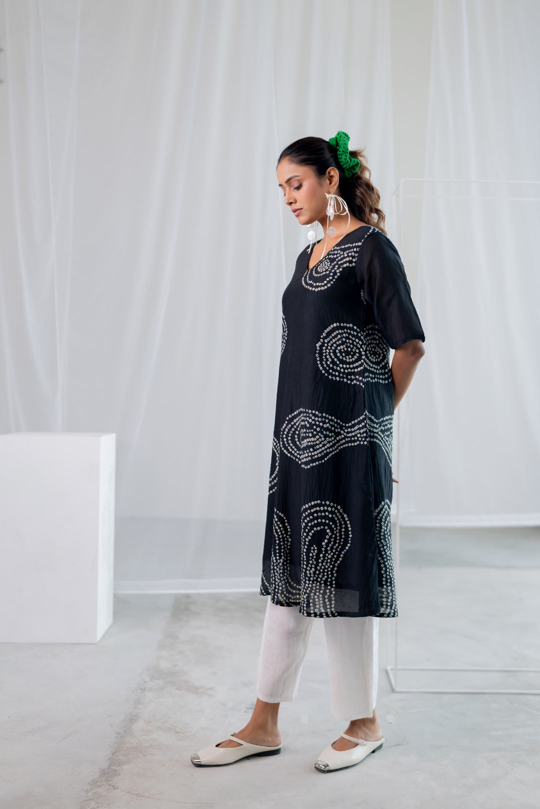 Black Sand Bandhani Kurta Set