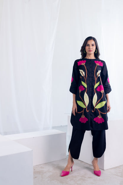 Flowers on Embers Applique Tunic Set