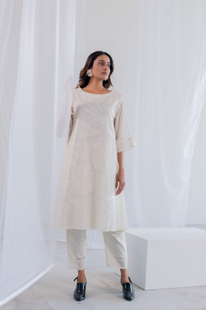 Oatmeal Foliage Applique Kurta