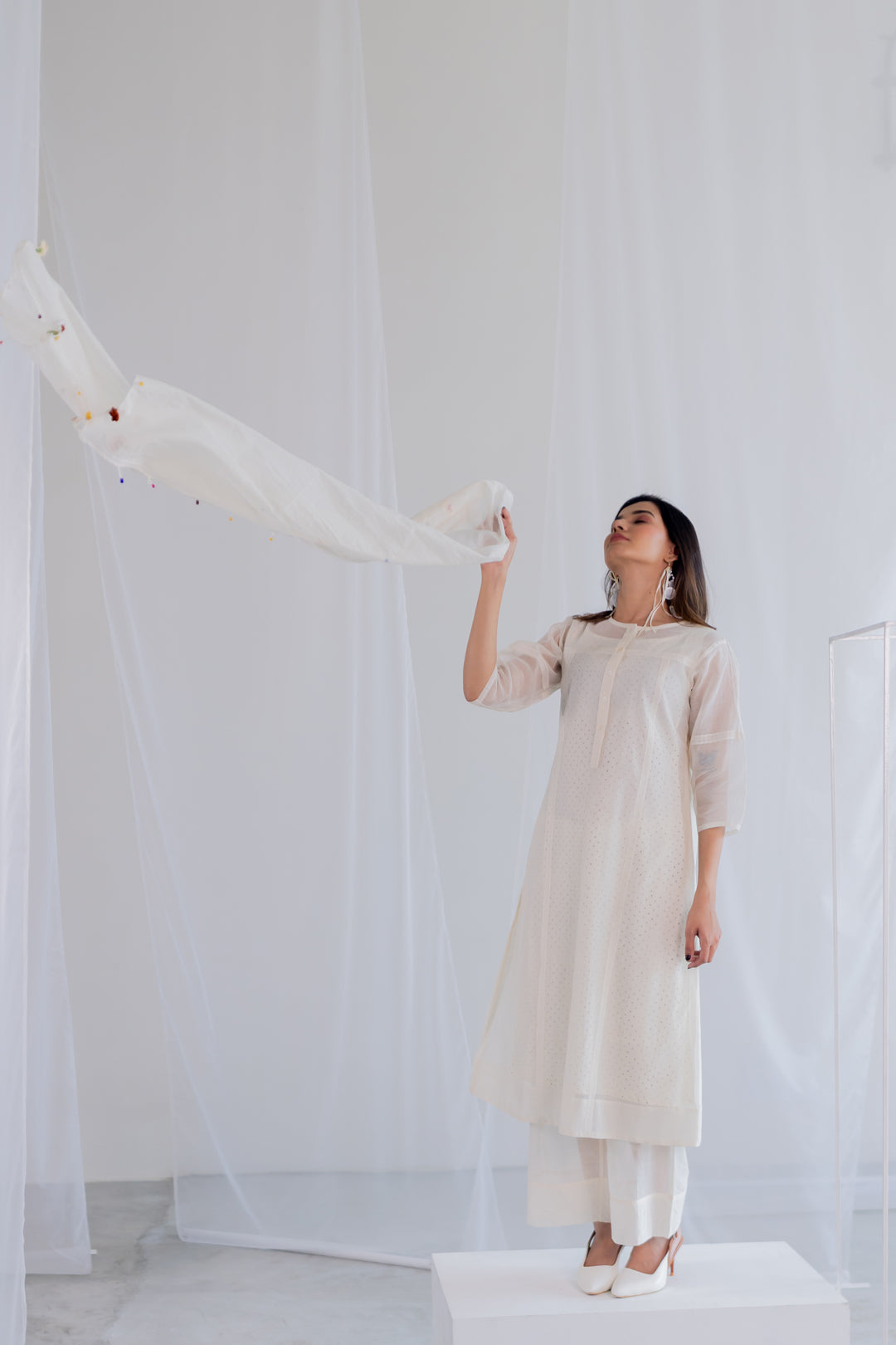 Ecru Chanderi Crochet Stole