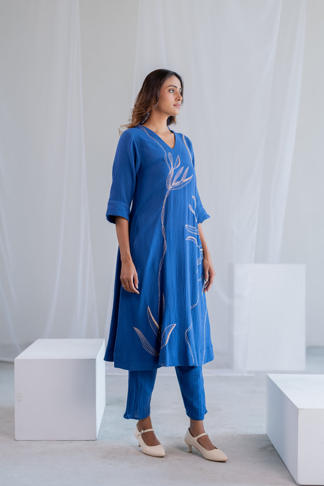 Cobalt Ecru Foliage Kurta