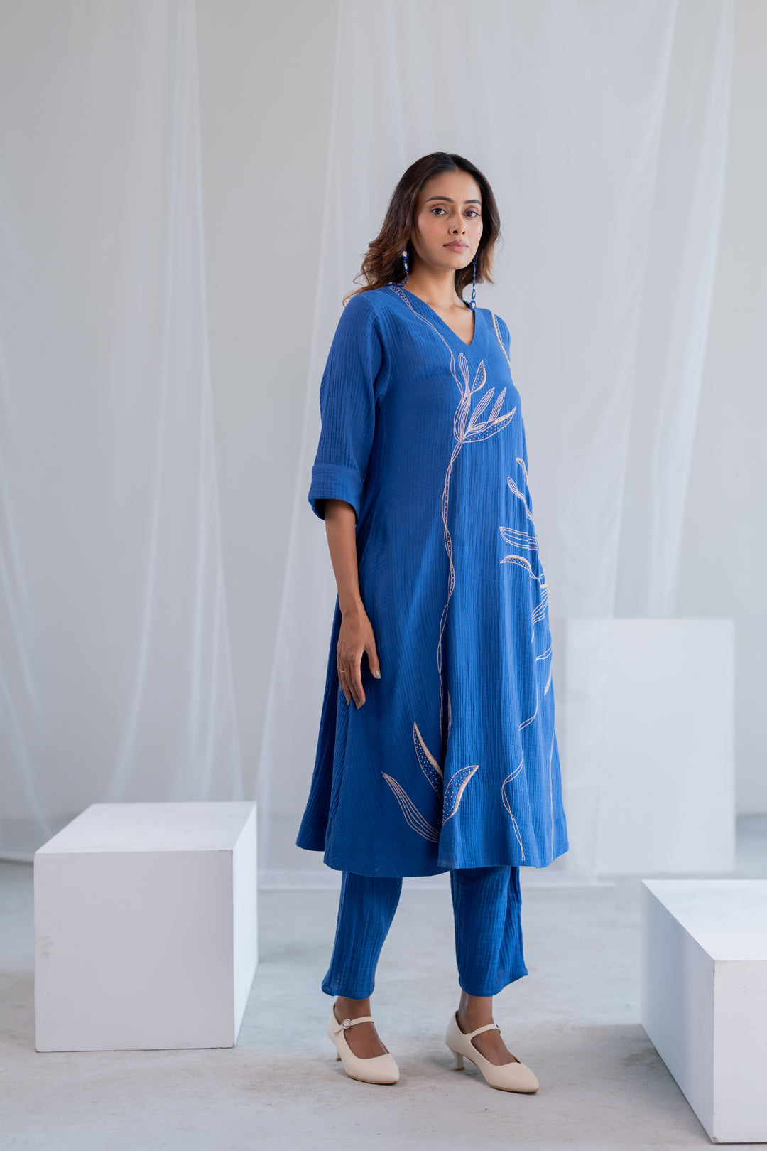 Cobalt Ecru Foliage Kurta Co-ord