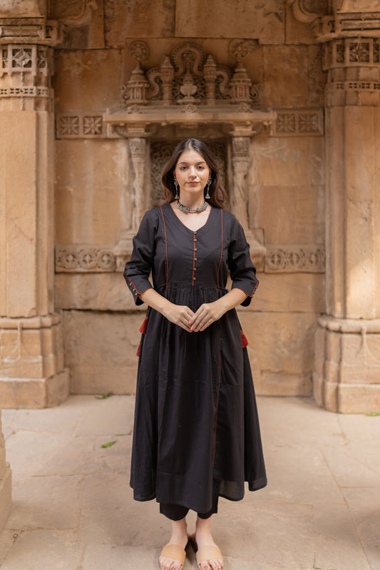Rann Black Kurta Set