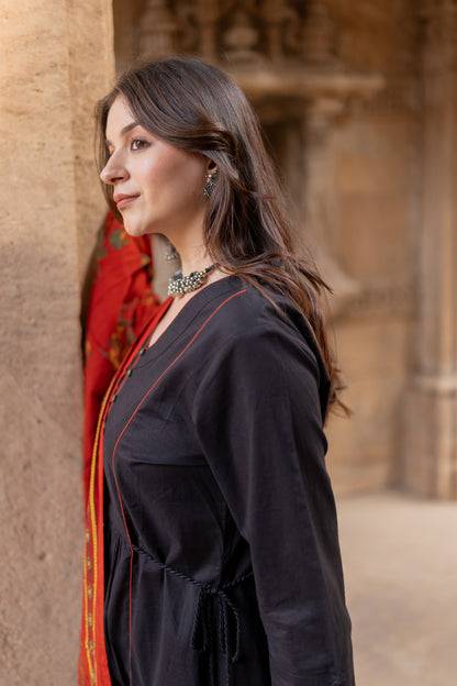 Rann Black Kurta Set with Ajrakh Dupatta