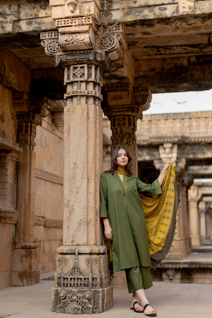 Kutch Green Kurta Set