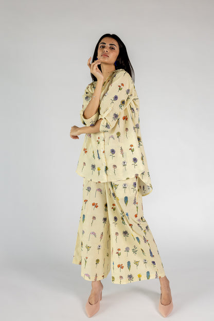 Notebook flowers Shirt