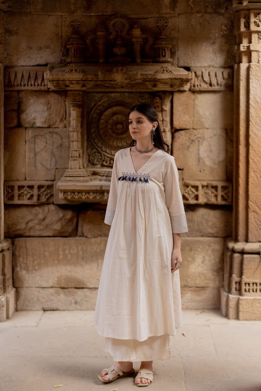 Mandvi Salt Kurta Set