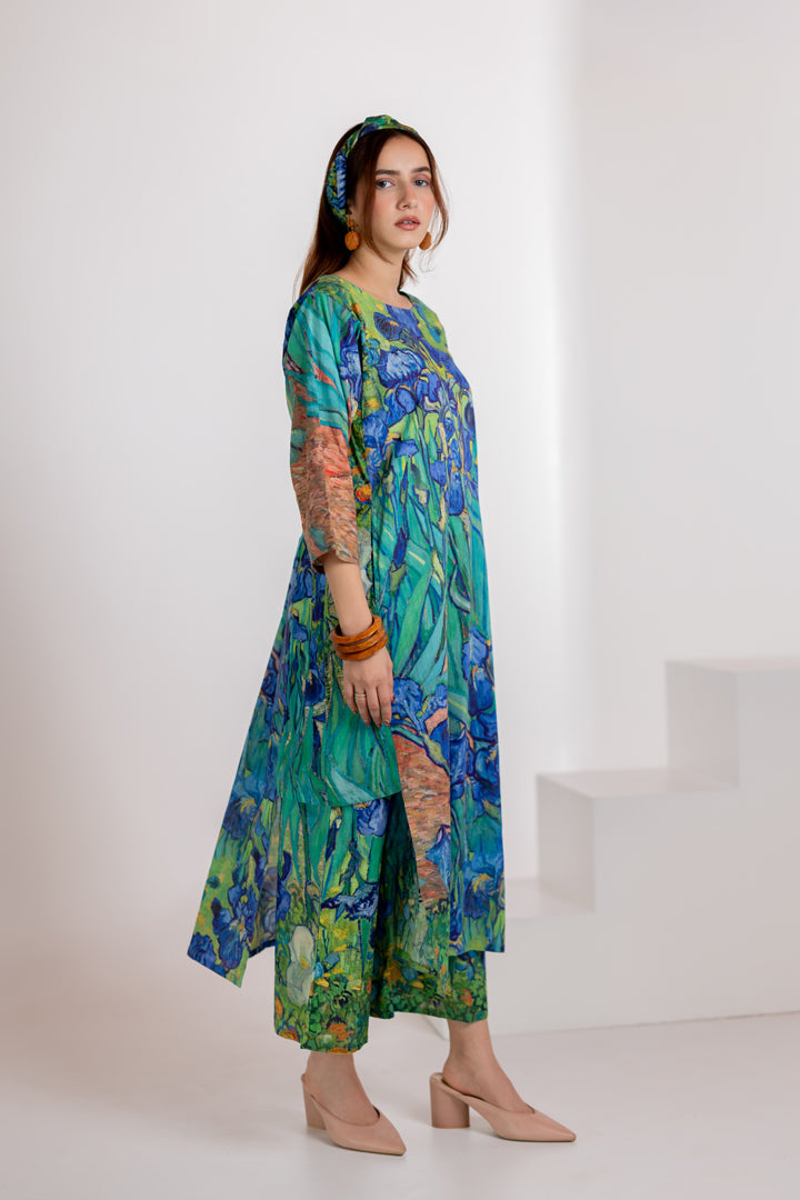 Iris Blooms Kurta and Pants Set