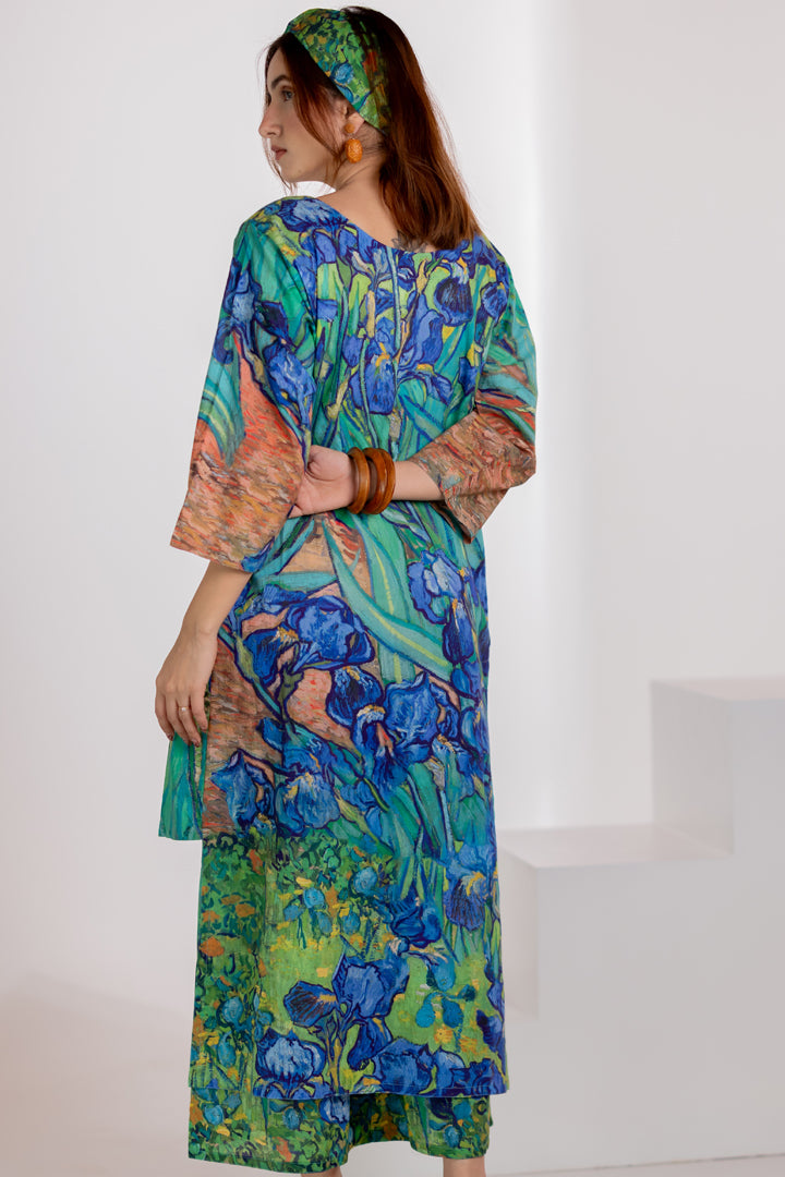 Iris Blooms Kurta and Pants Set