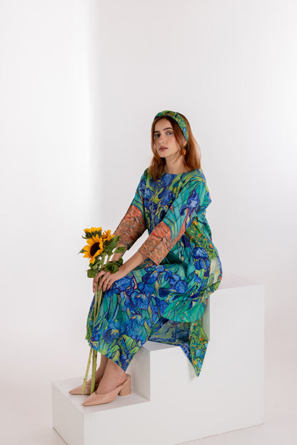Iris Blooms Kurta and Pants Set