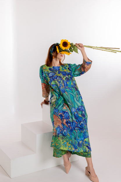 Iris Blooms Kurta and Pants Set