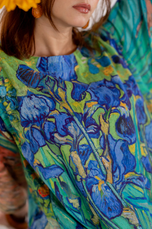 Iris Blooms Kurta and Pants Set