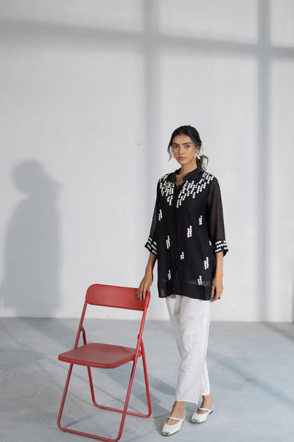 Onyx Dewdrop Shirt and Linen Pants Set