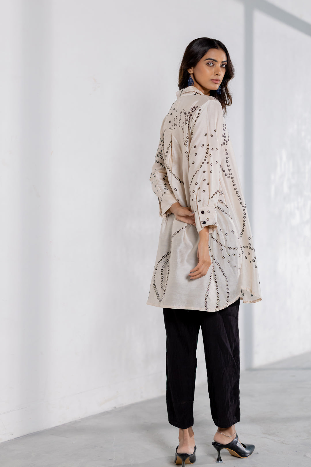 Ivory Wander Bandhani Shirt Set