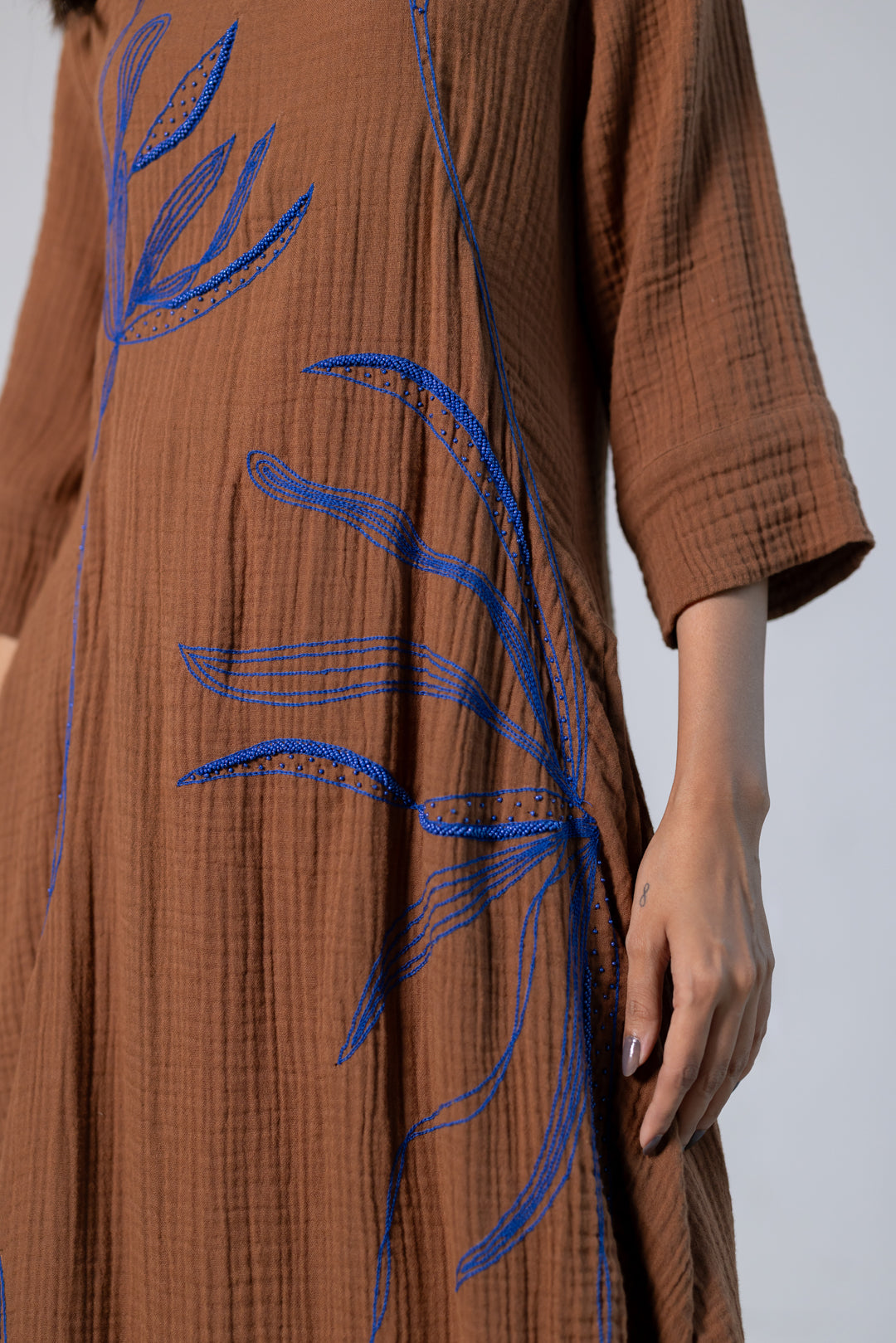 Cinnamon Leaf Embroidered Kurta