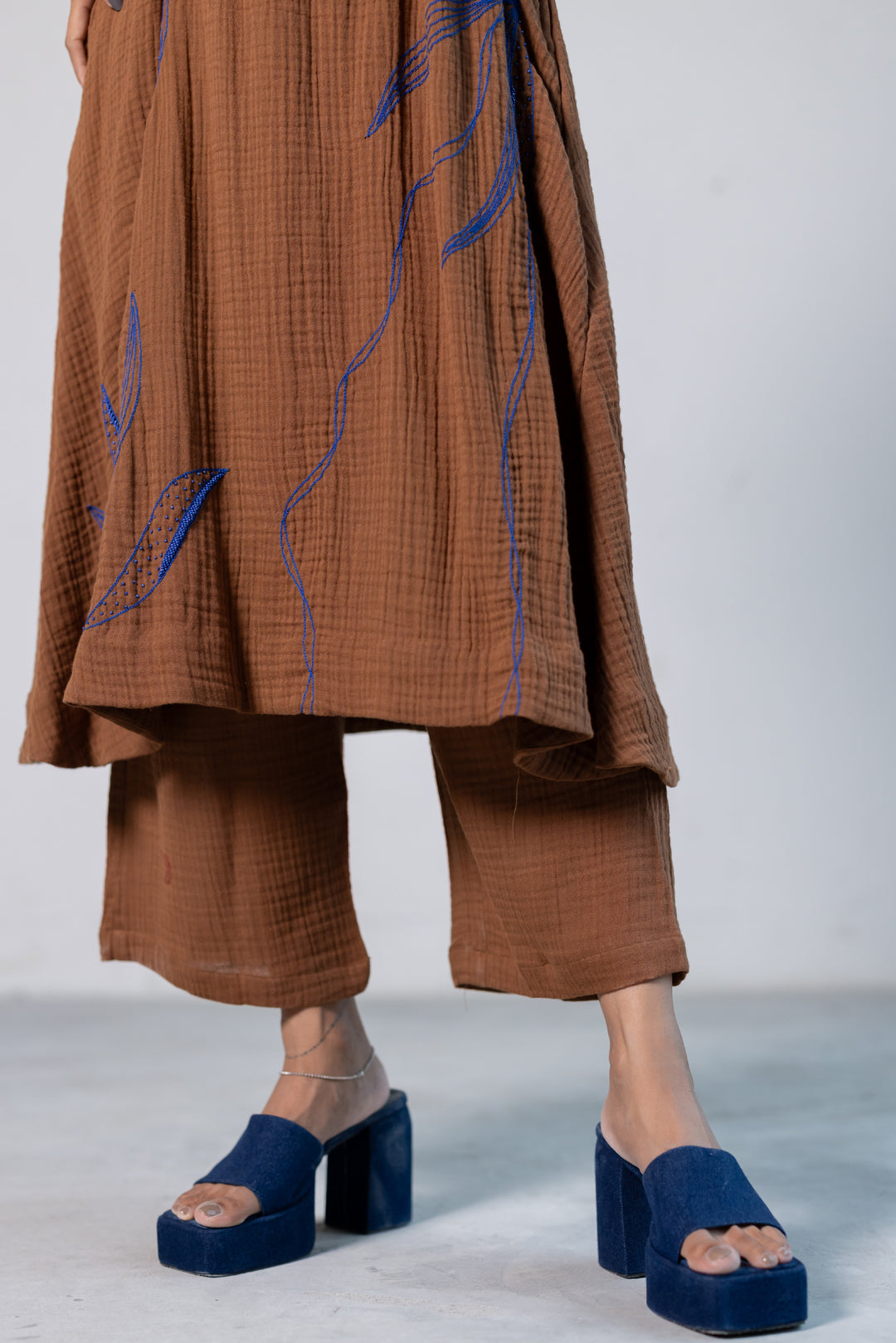 Cinnamon Leaf Embroidered Kurta