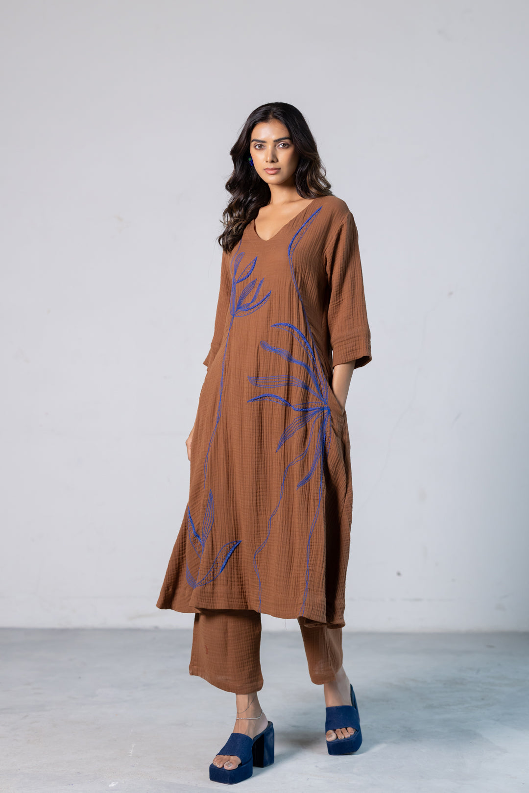 Cinnamon Leaf Embroidered Kurta